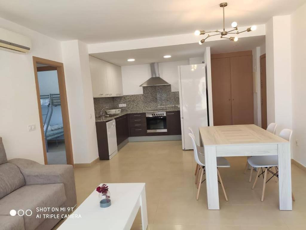 Apartament Somriu Deltebre Esterno foto